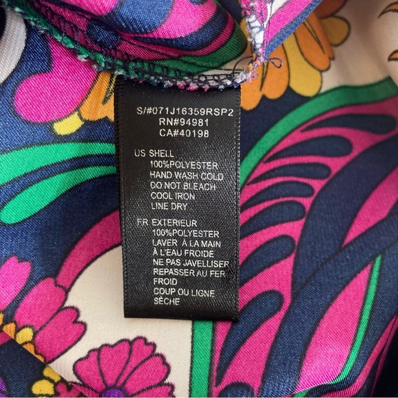 Vintage Floral and Paisley Print Sleeveless Mock Neck Silky Satin Blouse Medium - Picture 7 of 9